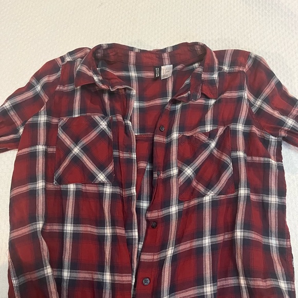Flannels Of All Shape And Sizes - Picture 5 of 9